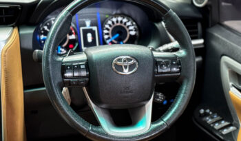 Toyota Fortuner 2.8V 4WD 2016 full