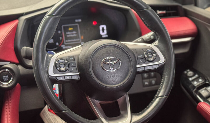 Toyota Yaris Ativ 1.2 Premium Luxury ปี2022 full