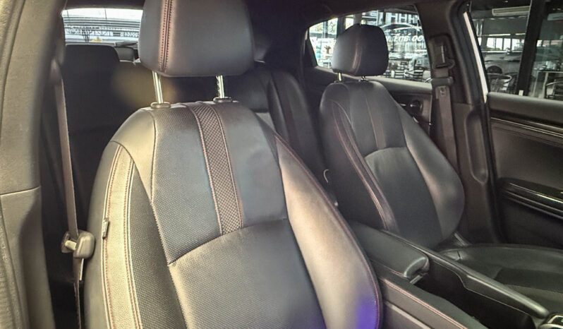 Honda Civic (FK) 1.5 Turbo RS 2020 full