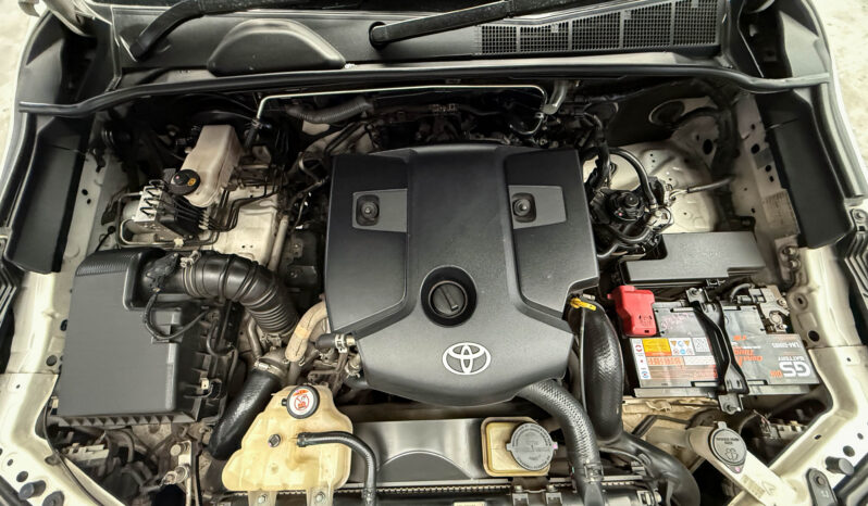 Toyota Fortuner 2.8 TRD Sportivo 2WD 2017 full