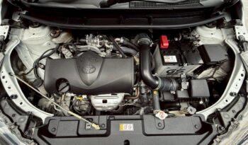 Toyota Yaris 1.2 Sport Premium Black Roof (MNC) 2022 full