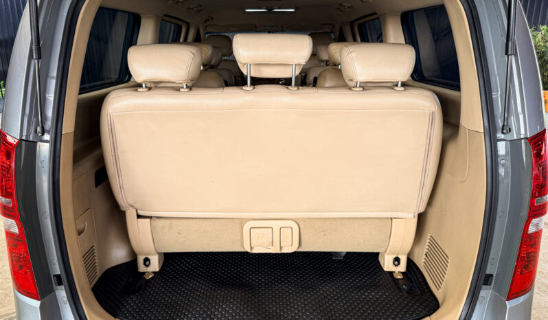 Hyundai H-1 2.5 Elite (mnc) 2016 full