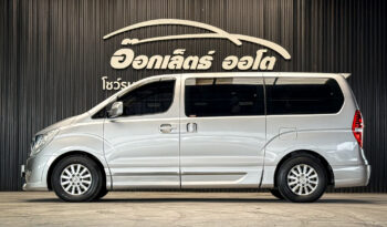 Hyundai H-1 2.5 Elite (mnc) 2016 full