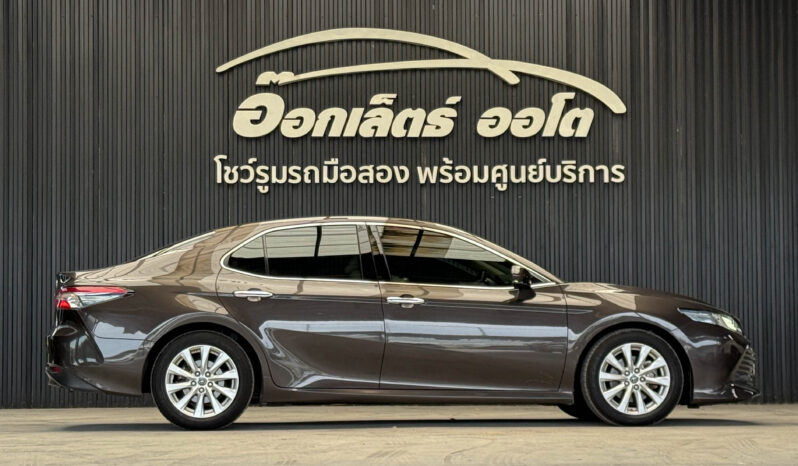 Toyota Camry 2.5 Hybrid (Sunroof) ปี 2019 full