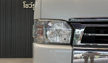 Toyota Ventury 2.7 G 2019 full