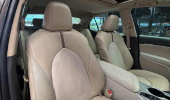 Toyota Camry 2.5 Hybrid (Sunroof) ปี 2019 full
