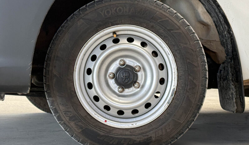 Toyota Hilux Revo Single Cab 2.4 J AT 2019 full
