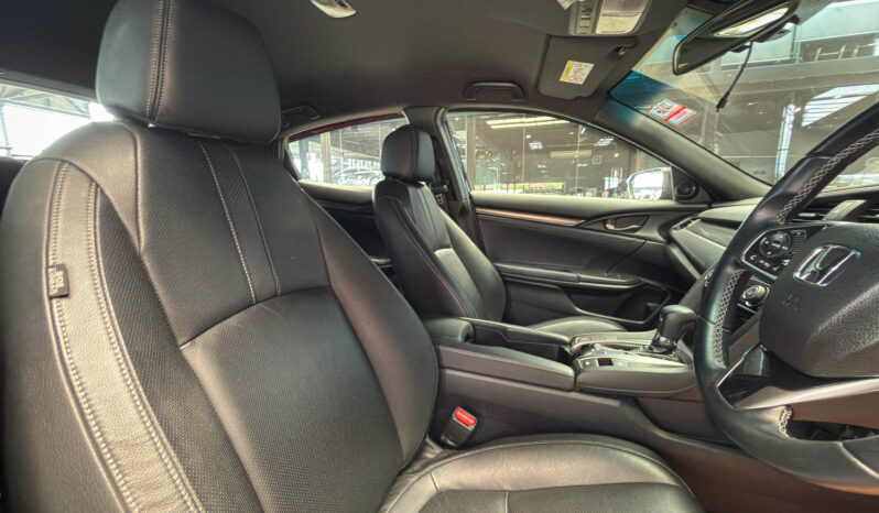 Honda Civic (FK) Hatchback 1.5 Turbo 2017 full