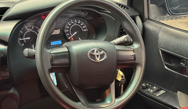 Toyota Hilux Revo Smartcab Prerunner 2.4 E MT 2018 full