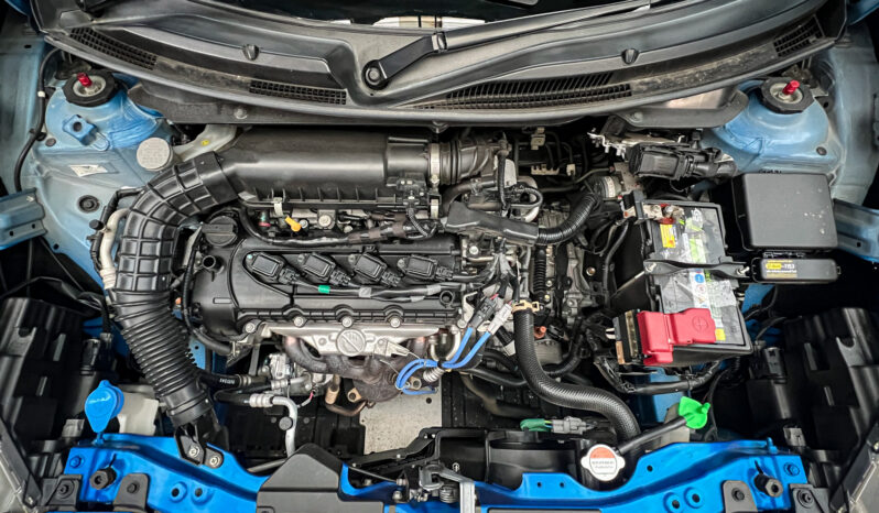 Suzuki Swift 1.2 GLX Navi 2019 full
