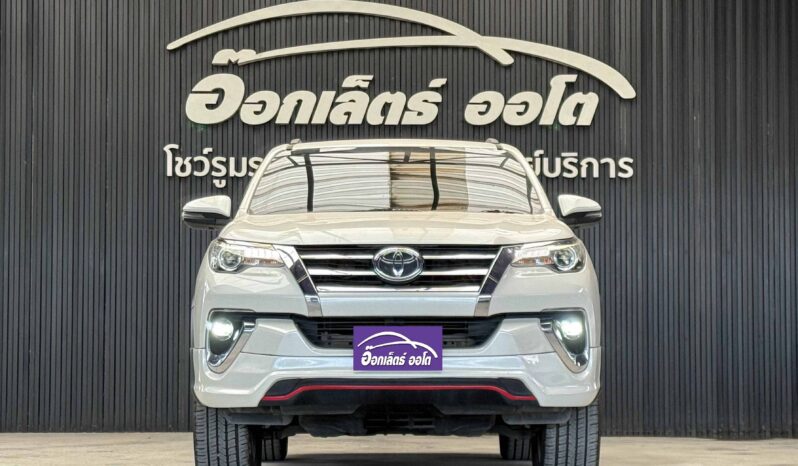 Toyota Fortuner 2.4 V 2WD ปี2018 full