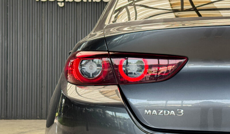Mazda 3 Sedan 2.0 SP Carbon Edition 2022 full