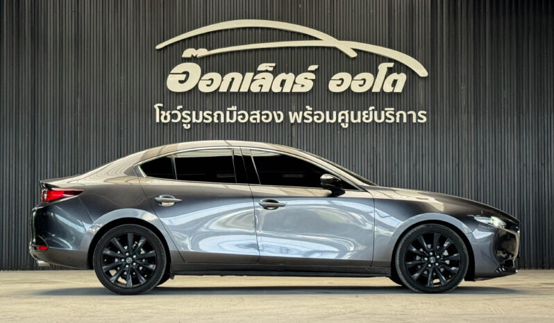 Mazda 3 Sedan 2.0 SP Carbon Edition 2022 full