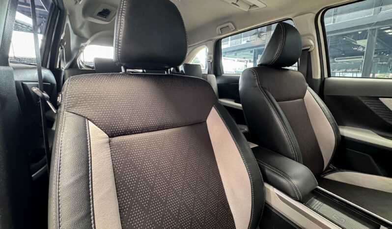 Toyota Veloz 1.5 Premium ปี2022 full