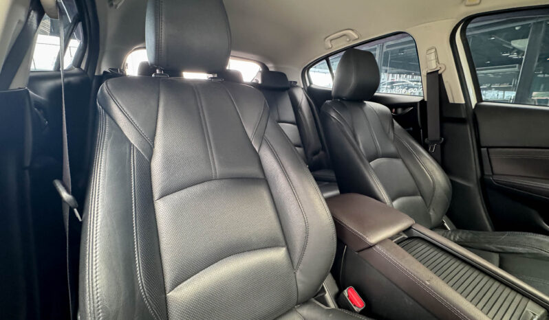 Mazda 3 Hatchback 2.0 SP 2019 full