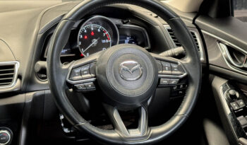 Mazda 3 Hatchback 2.0 SP 2019 full