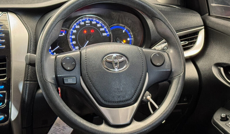 Toyota Yaris Ativ 1.2 E  ปี2019 full