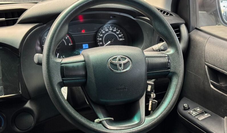 Toyota Hilux Revo Smartcab 2.4Entry A/T ปี2022 full