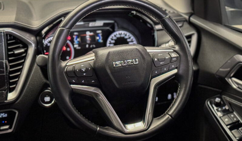 Isuzu Dmax Cab-4 Hi-Lander 3.0 Ddi M AT 2022 full