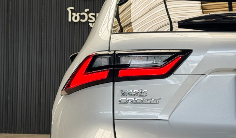 Toyota Yaris Cross 1.5 HEV Premium Luxury ปี2024 full