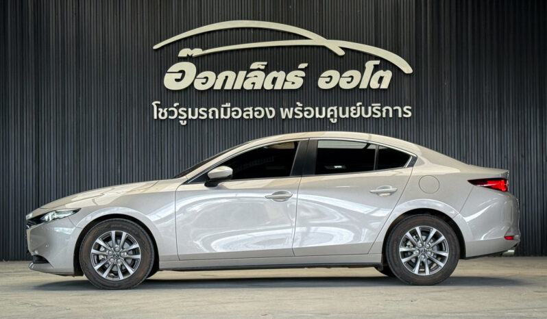 Mazda 3 2.0C ปี2022 full