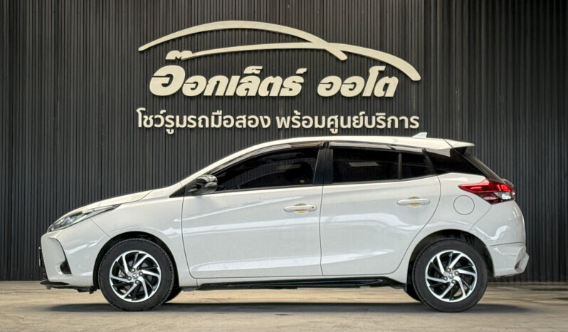 Toyota Yaris 1.2 Sport 2021 full