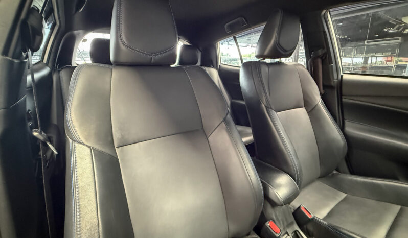 Toyota Yaris 1.2 Sport 2021 full