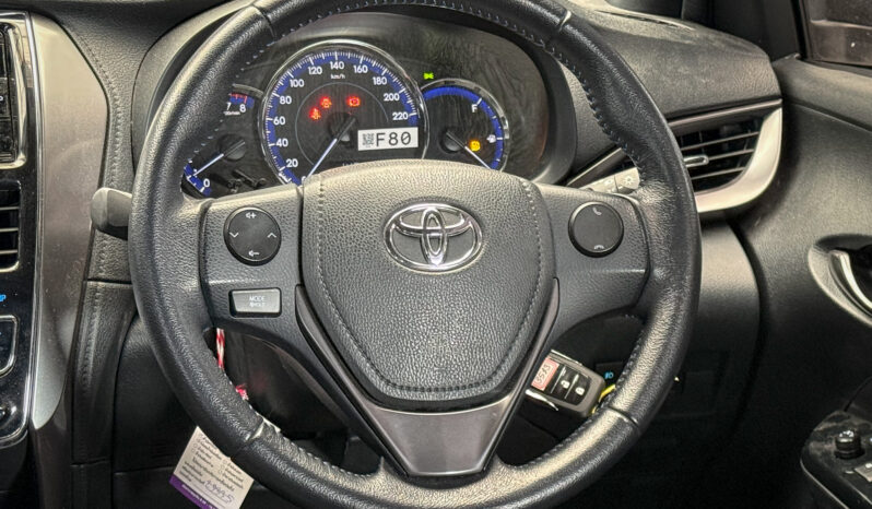Toyota Yaris 1.2 Sport 2021 full